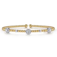 Tt 14 Karat Bujukan Collection, Cluster Stations Bangle Bracelet Length 6.25 With = 0.54Tw Round G/H Si2 Diamonds