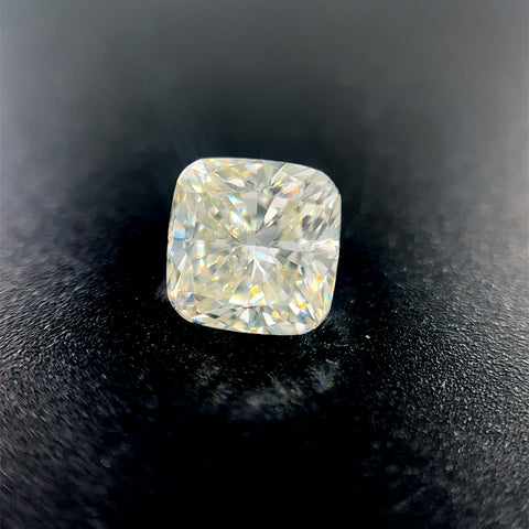 Lab Created With One = 1.85Ct Cushion H Vvs2 Lab Created Diamond