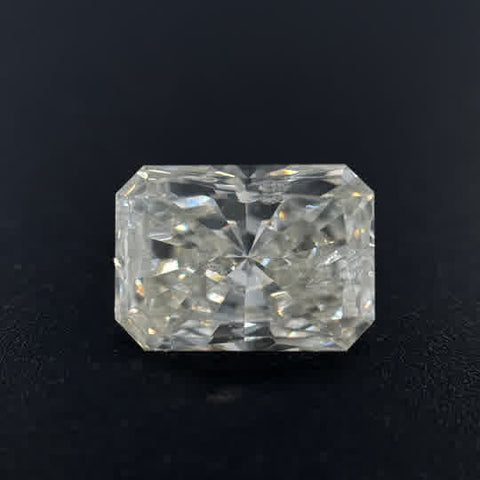 Loose Diamond one = 2.81ct Radiant H SI2 Diamond