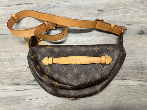 Louis Vuitton Monogram Bumbag, B Condition