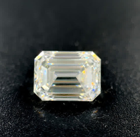 Loose Diamond With One = 1.80Ct Emerald G Vs1 Diamond