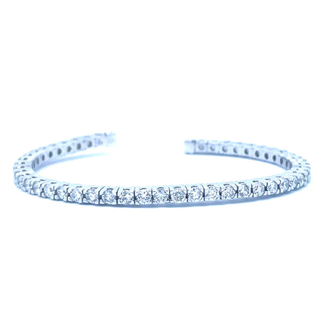 Lady's White 14 Karat Flex Bangle Bracelet With 40=4.00Tw Round H/I Si