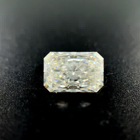 1.67ct Radiant E VS2 Lab Created Diamond