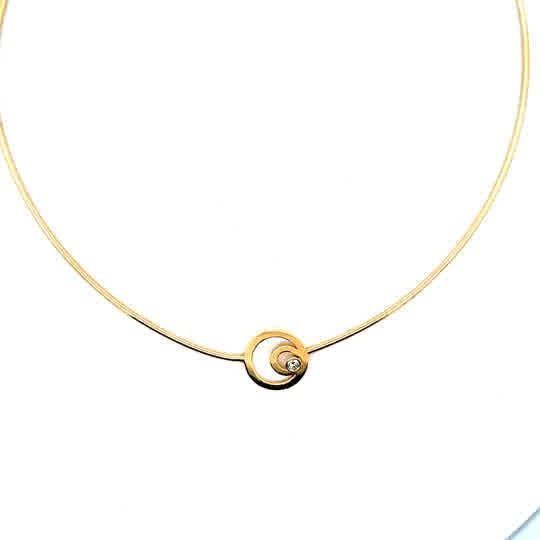 Circle With Bezel Necklace | 14k Yellow
