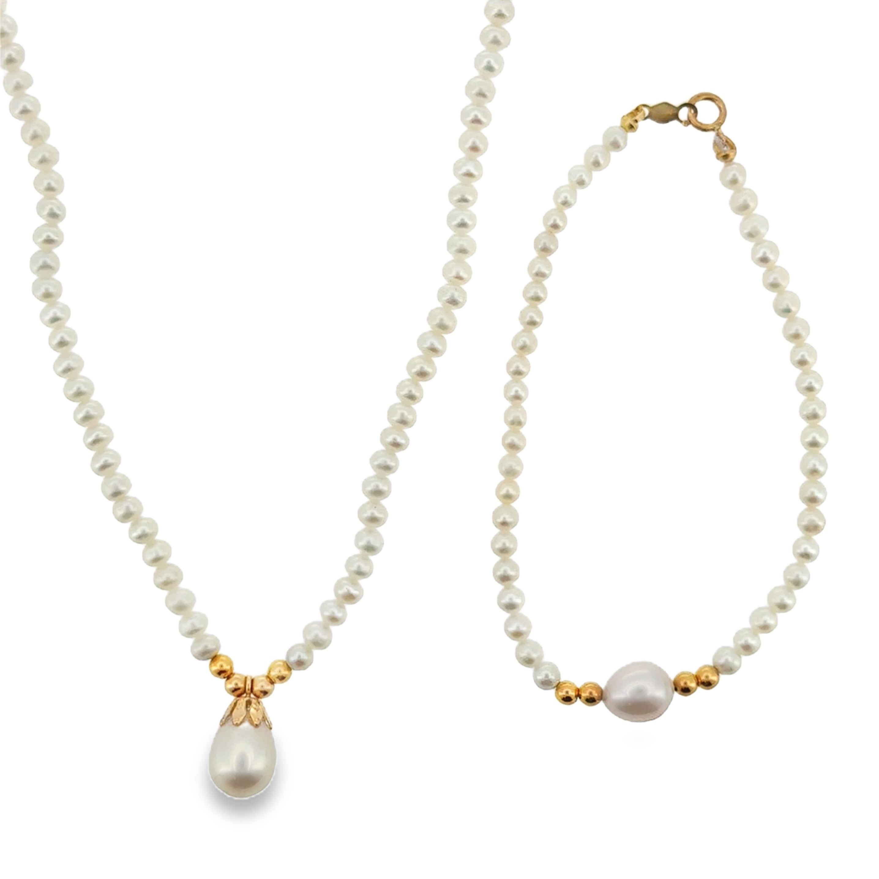 14 Karat Yellow Gold Freshwater Pearl Necklace and Bracelet Set