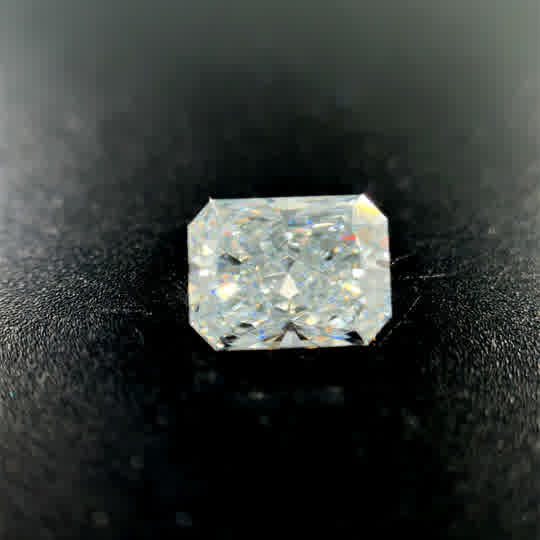 1.52ct Radiant E VS2 Lab Created Diamond