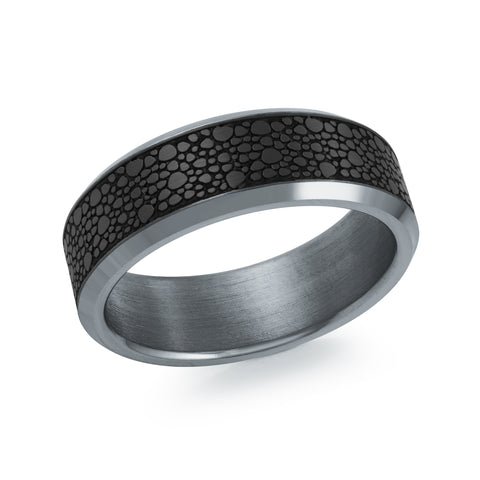 Black Polished Tantalum & Carbon Fibre 7Mm Textured, Pebble Ring Size