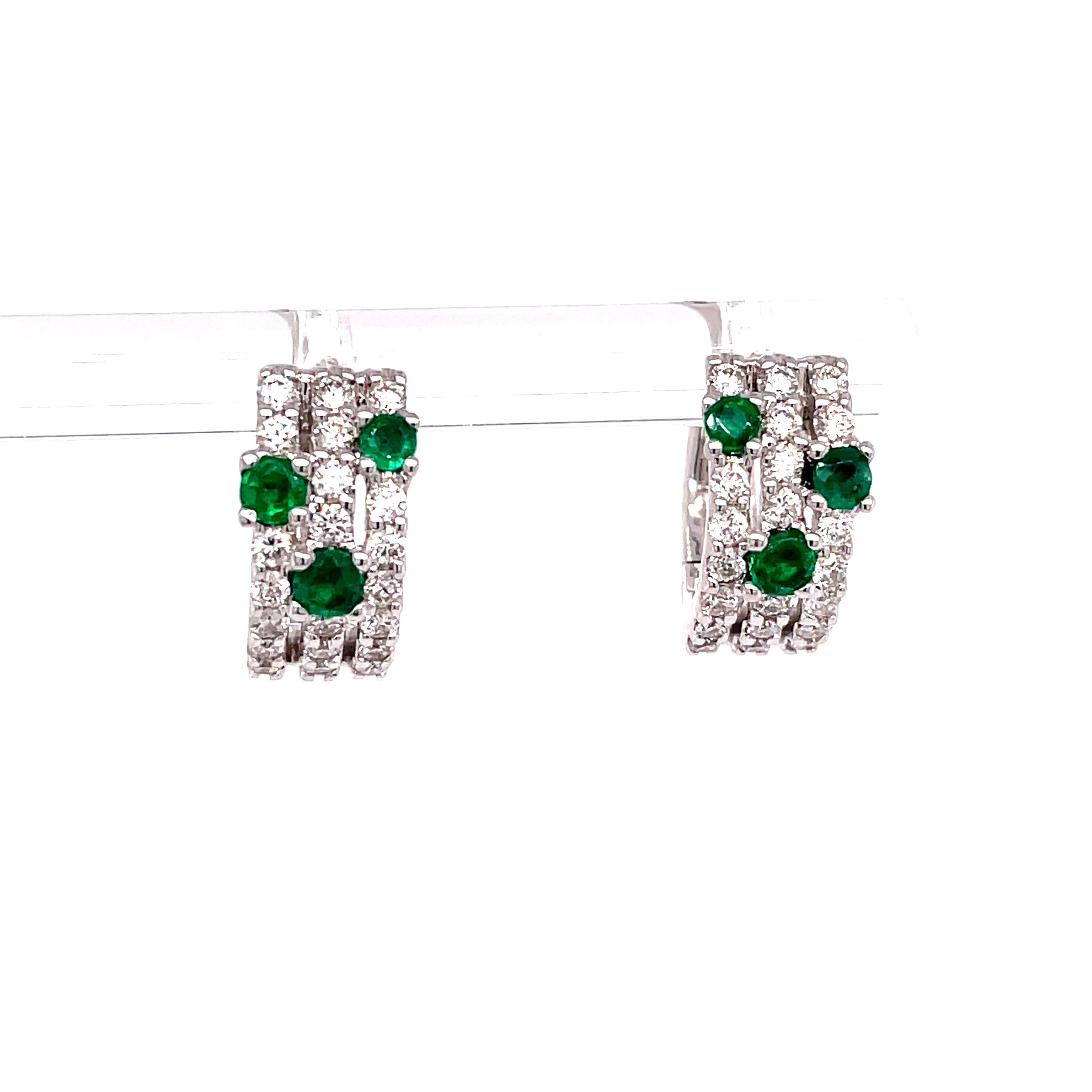 Huggie Hoop Earrings | 14kt white