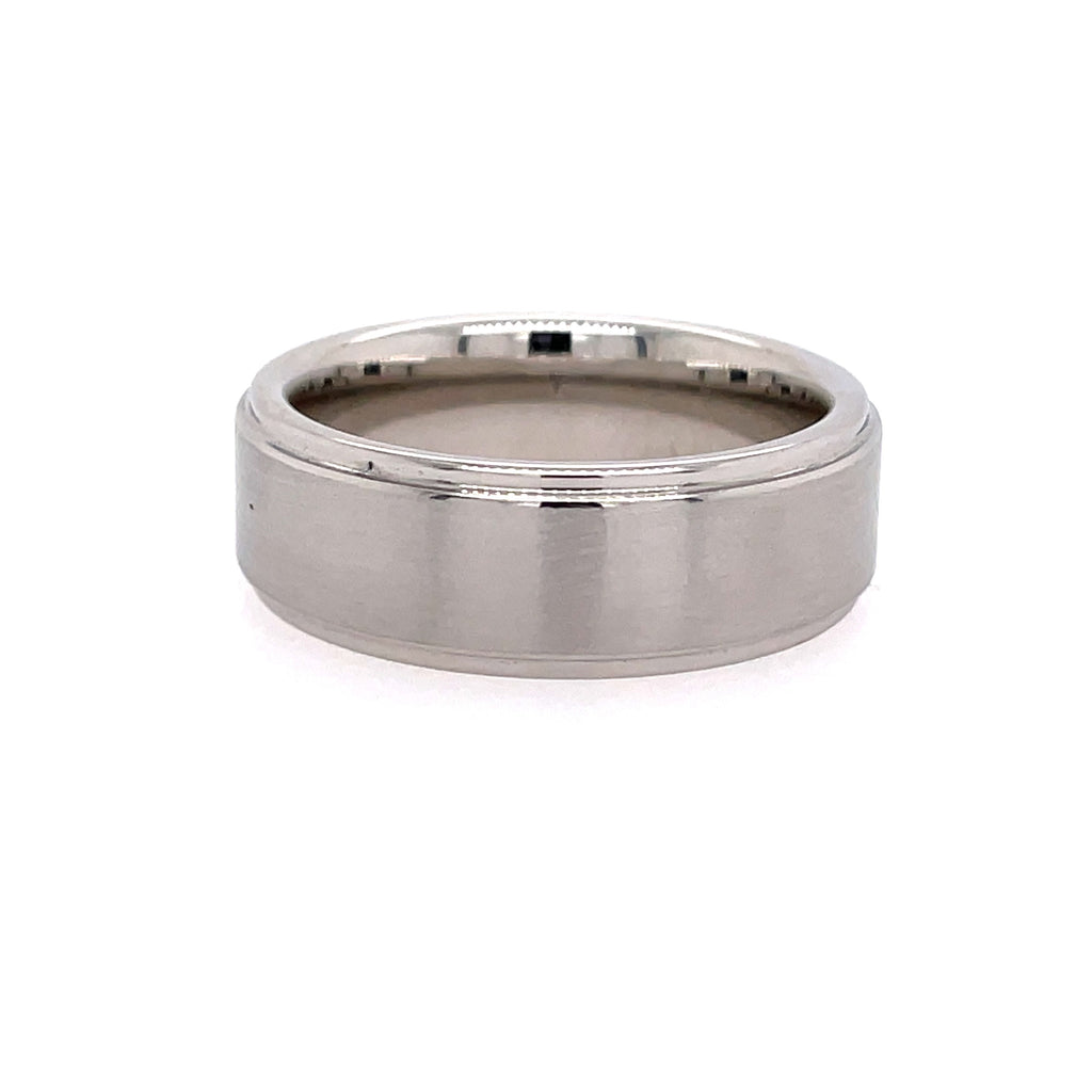 Flat Groove Edge Wedding Band | White Serinium