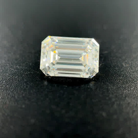 2.01ct Emerald E VVS2 Lab Created Diamond