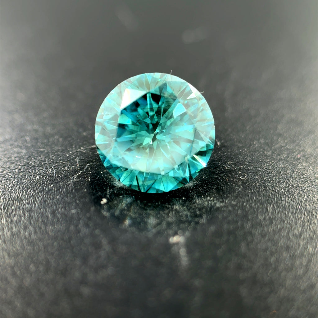 Clarity Enhanced With One = 1.96Ct Round Si1 Vivid Blue, Color Enhance