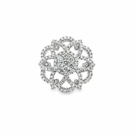Lady's White 18 Karat Modern Flower Fashion Ring Size 6.5 146 = 1.74tw