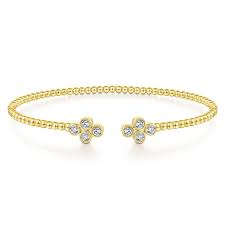 Lady's Yellow 14 Karat Quatrefoil End Caps Bujukan Cuff Bracelet Length 6 With 0.39Tw Round H/I Si2 Diamonds