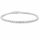White 18 Karat Buttercup Style Wire, Tennis Bracelet Length 7 With 59