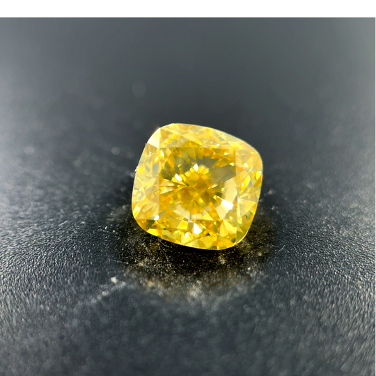 Loose Diamond With One = 1.90Ct Cushion Vs1 Vivid Yellow, Color Enhanc