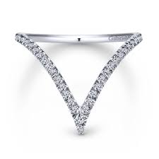 Diamond "V" Fashion Ring | 14k White