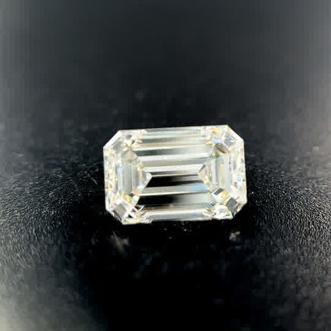 Loose Diamond one = 2.01ct Emerald F VS2 Diamond