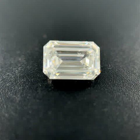 1.29ct Emerald E VVS2 Lab Created Diamond