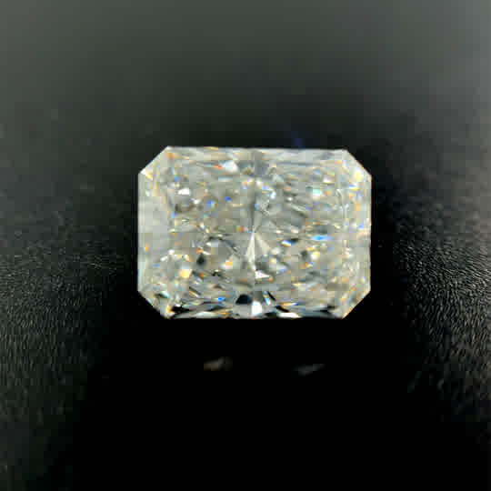 2.73ct Radiant E VS2 Lab Created Diamond