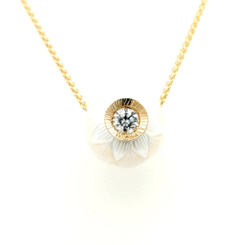 Lady's Yellow 14 Karat Lucky Daisy, Carved Necklace With One 0.20Ct Ro