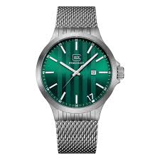 Its elegant stainless steel case complements the matching mesh strap.